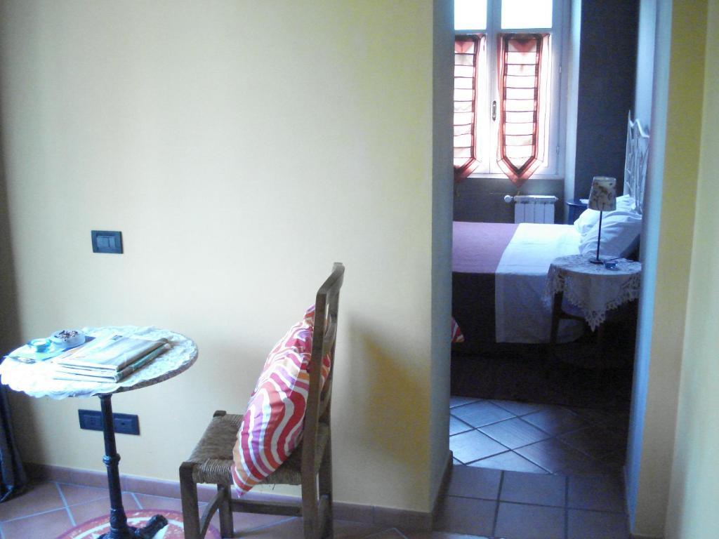 Locanda Del Barbaresco ألبا الغرفة الصورة